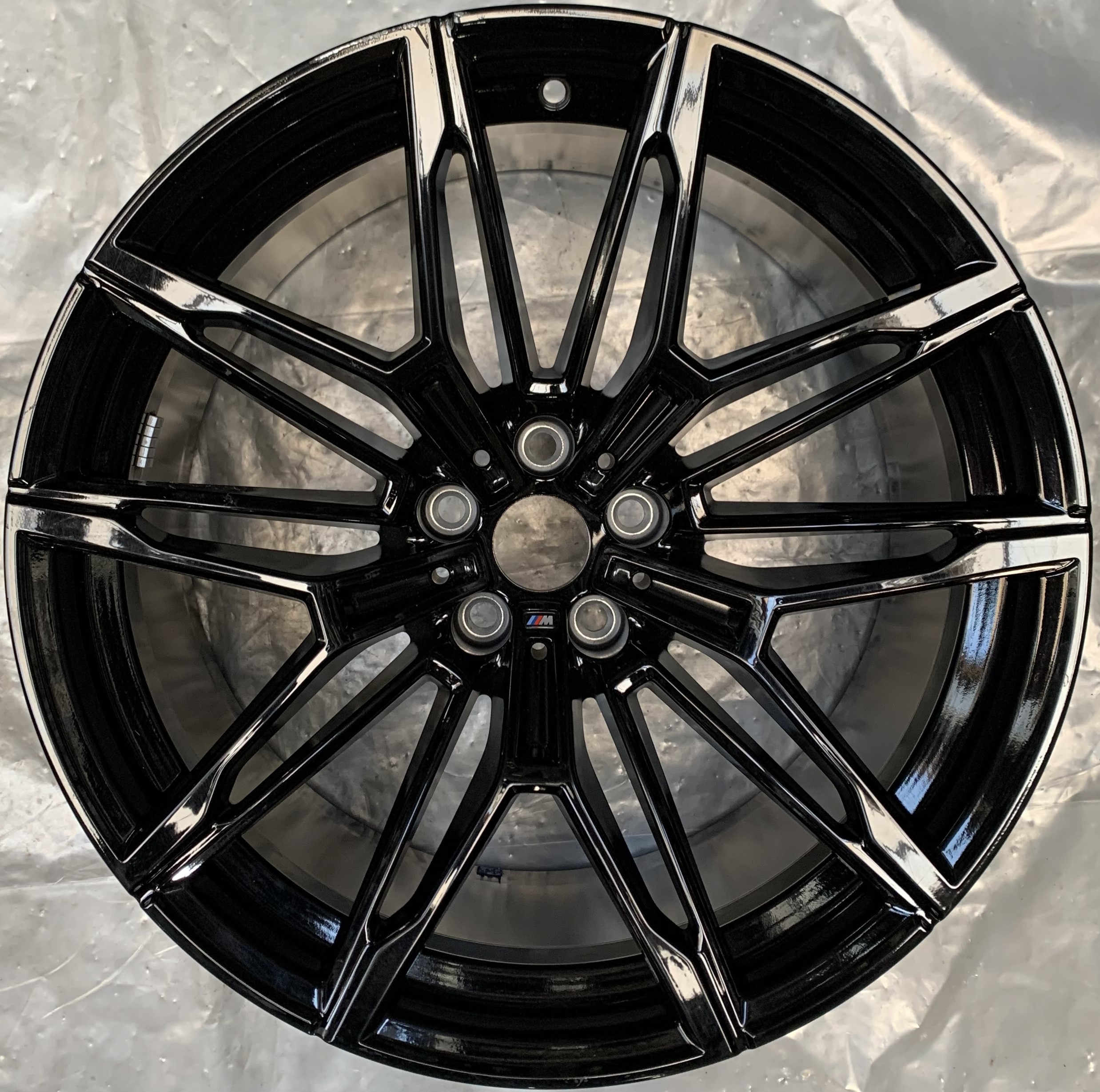 Genuine Polestar 4-Multi Spoke Black Polished Forged Wheel